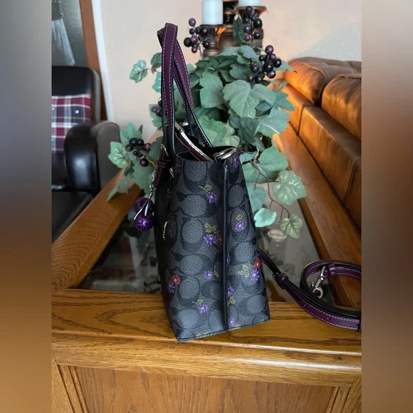 Coach Mollie Tote 25 Purple Floral Print with Lavender Wristlet - Picture 6 of 16